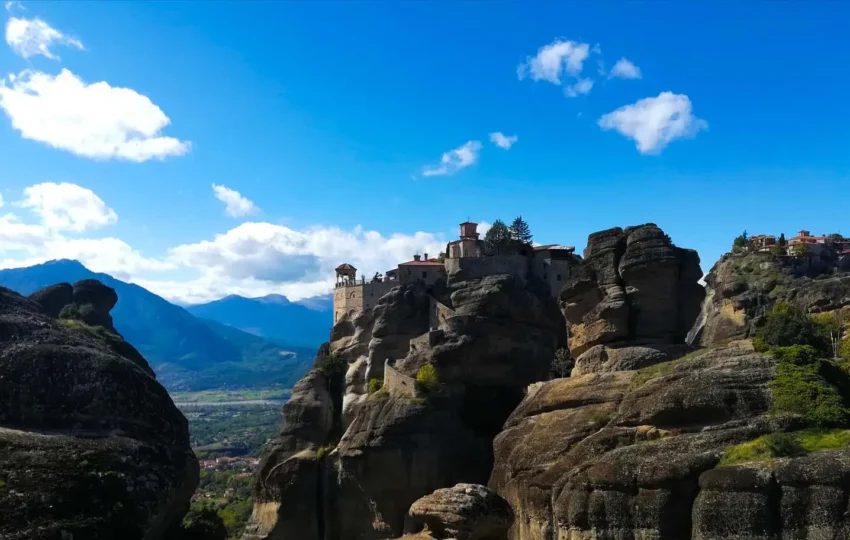 Meteora tours Thessaloniki day trips