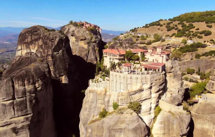 Meteora tours from Thessaloniki