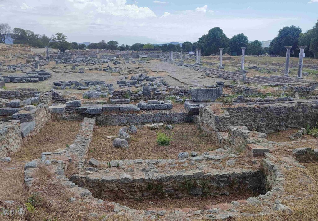 Philippi_Roma_agora-min