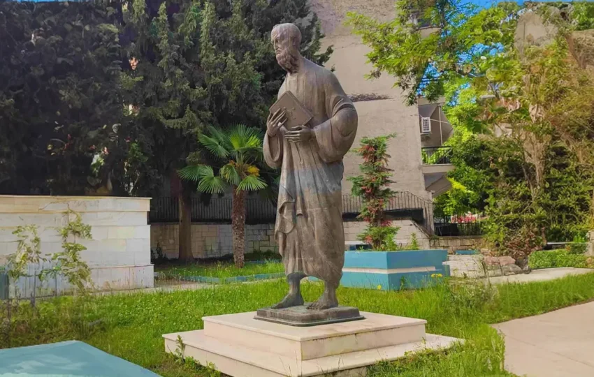 Statute of Saint Paul Berea 2 - Thessaloniki Day trips