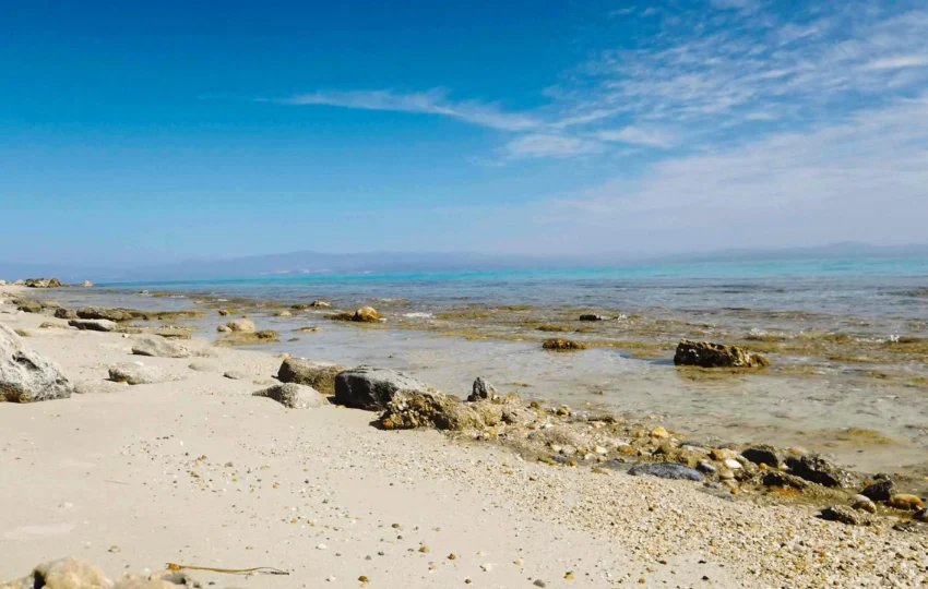 Rocky beach beachcombing tours - Thessaloniki Day trips